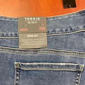 Torrid jeans super soft jegging